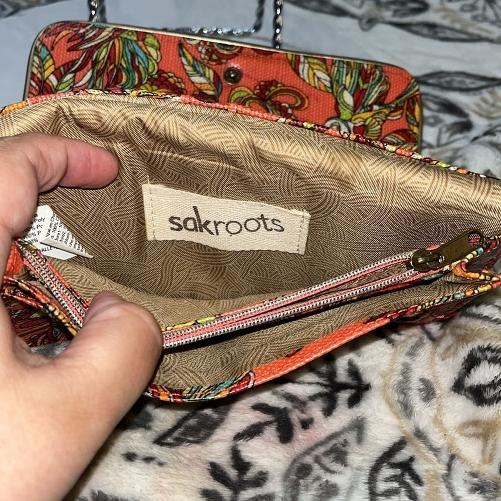 Sakroots Women's Artist Circle Trifold Wallet, Coral Treehouse, One Size - Picture 11 of 14
